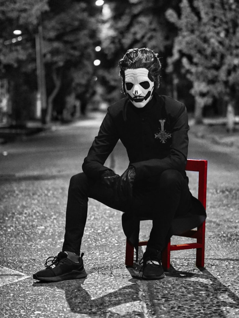 In our latest interview we had the pleasure of chatting with Clau Salgado - cosplayer, singer and member of the chilean Ghost tribute band „Year Zero“ - about his experience on the TV show "Yo Soy", his Ghost tribute band "Year Zero", and the effort that goes into impersonating a character with a unique look and stage presence.